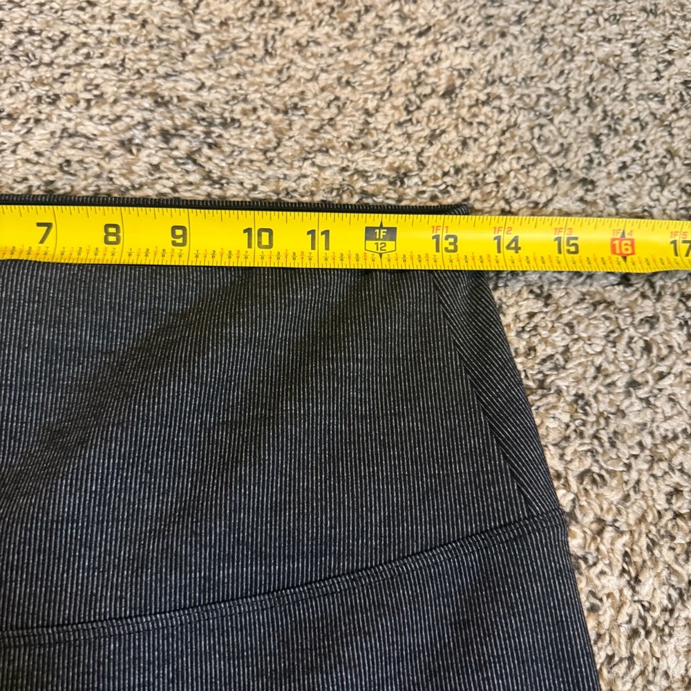 LYSSÉ New York Charcoal Gray Stretch Work Attire Leggings Womens Size Medium - Picture 7 of 9